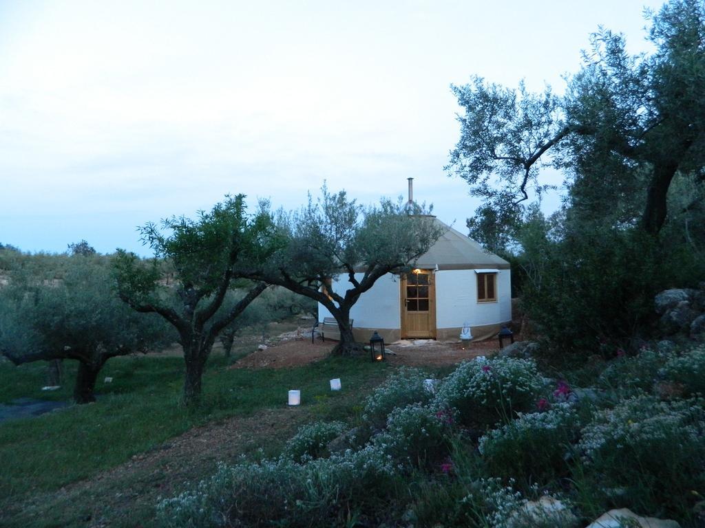 Yurta Mongola Delta Del Ebro Hotel Camarles Exterior foto